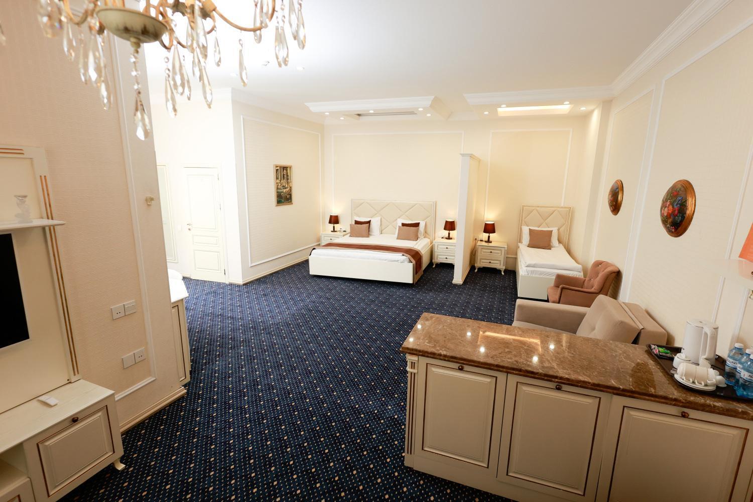 East Legend Hotel Baku Eksteriør billede