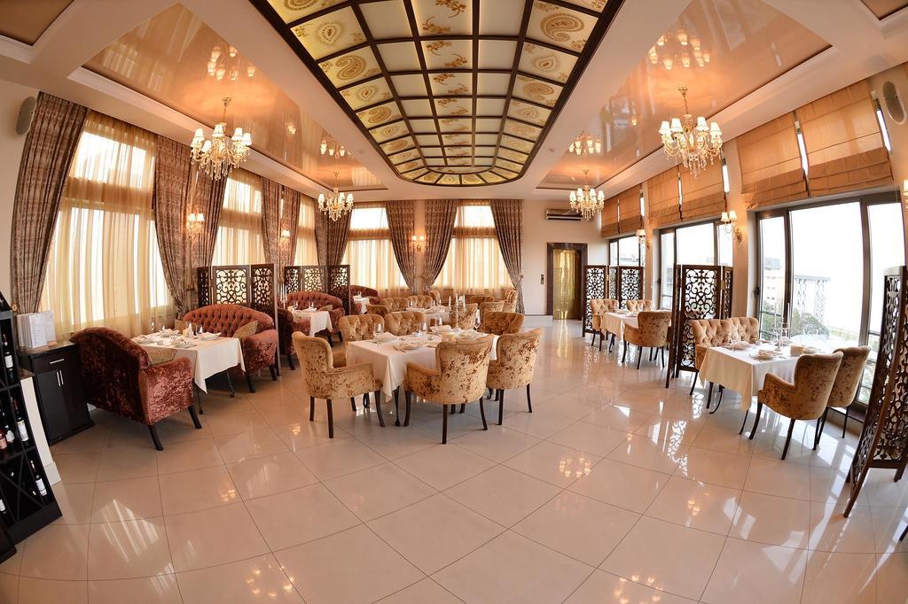 East Legend Hotel Baku Eksteriør billede