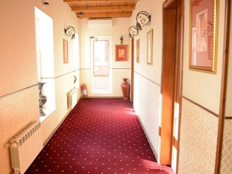 East Legend Hotel Baku Eksteriør billede
