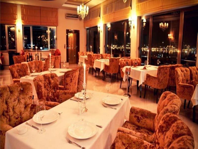 East Legend Hotel Baku Eksteriør billede